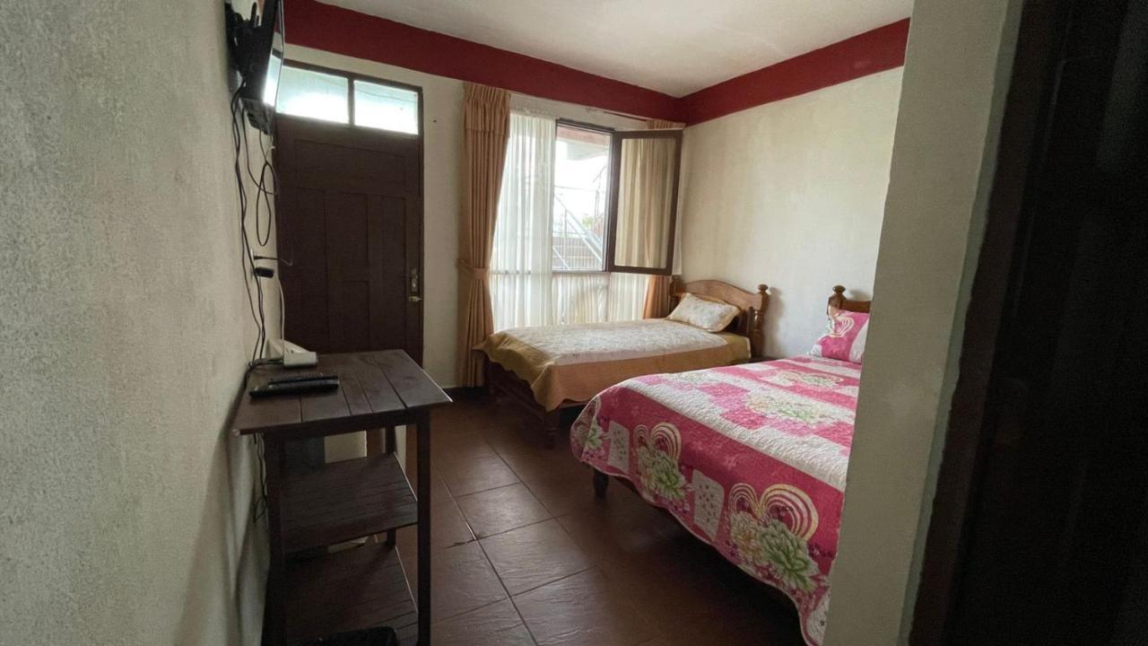 ויה טונארי Hotel Puerto Selva מראה חיצוני תמונה