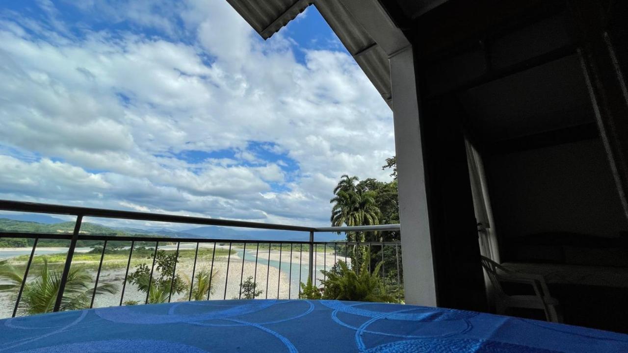 ויה טונארי Hotel Puerto Selva מראה חיצוני תמונה