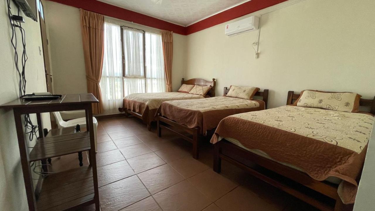 ויה טונארי Hotel Puerto Selva מראה חיצוני תמונה